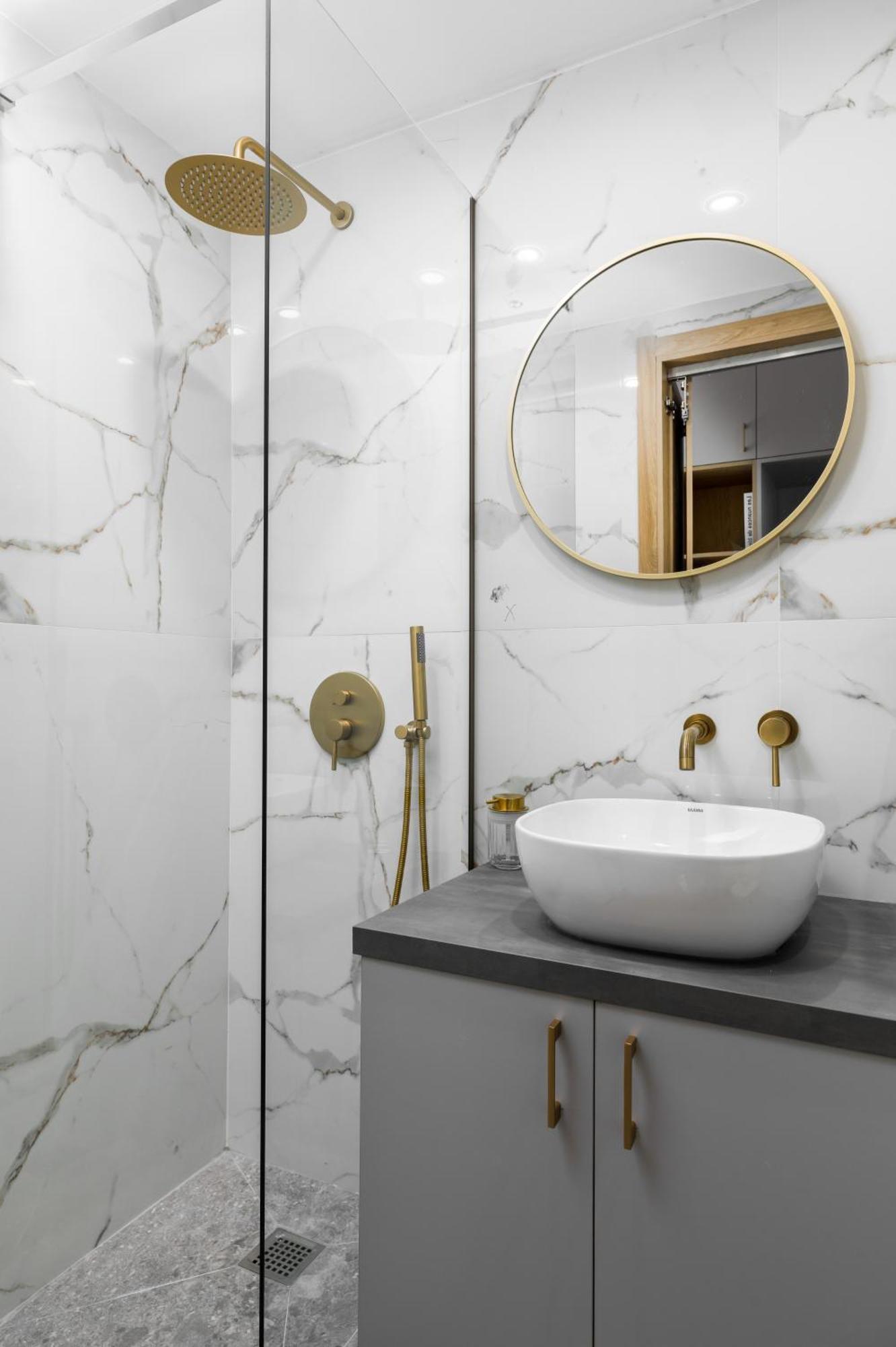 Lyon Suite By Alchemia Parking เทสซาโลนิกิ ภายนอก รูปภาพ